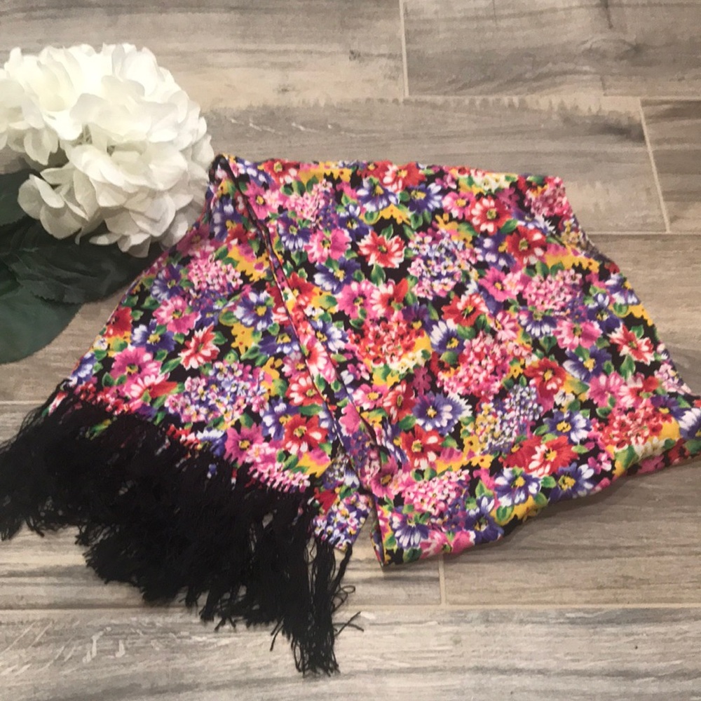 Vintage fringed scarf